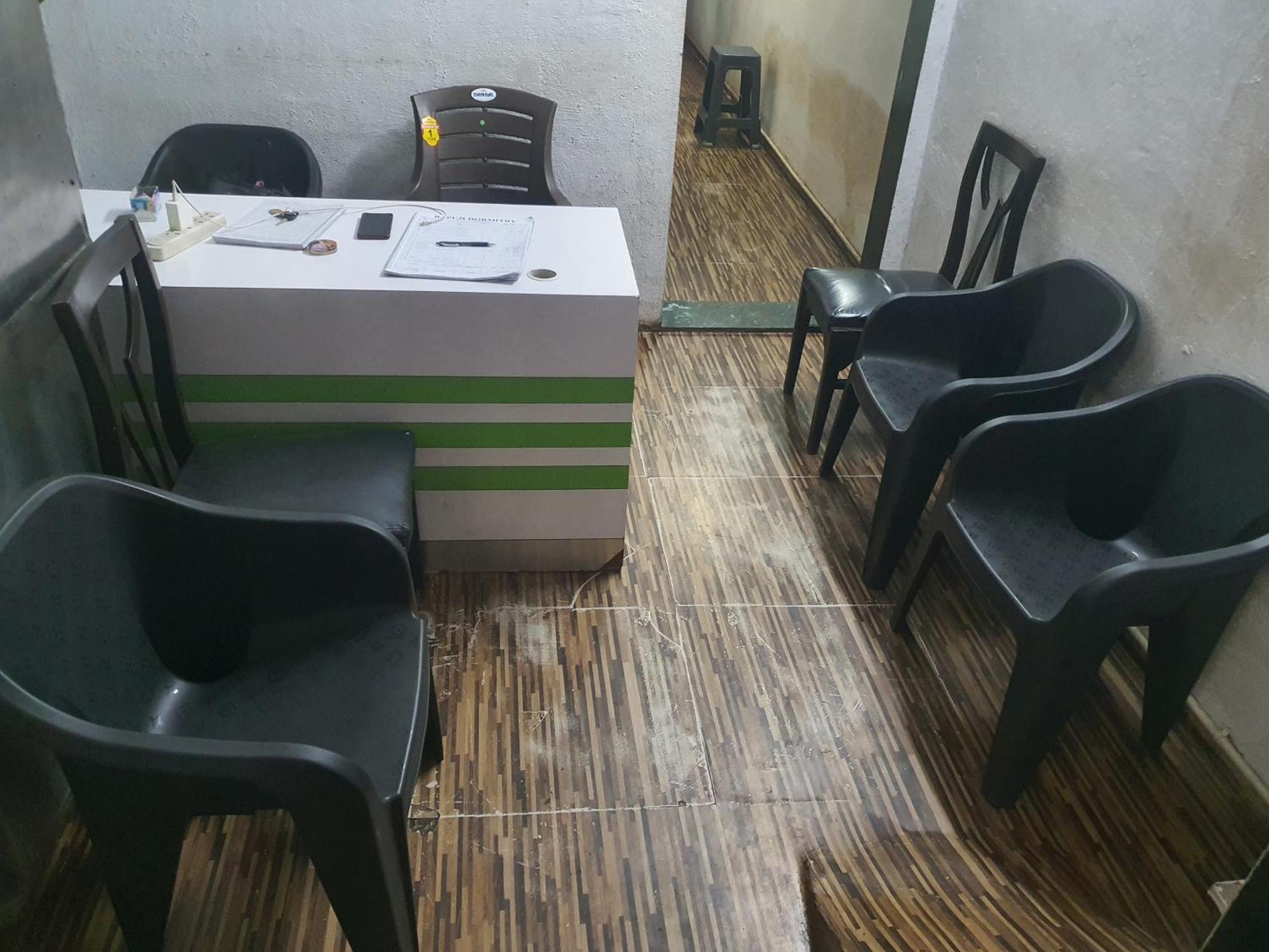Bapuji Dormitory Hostel Mumbai Ngoại thất bức ảnh